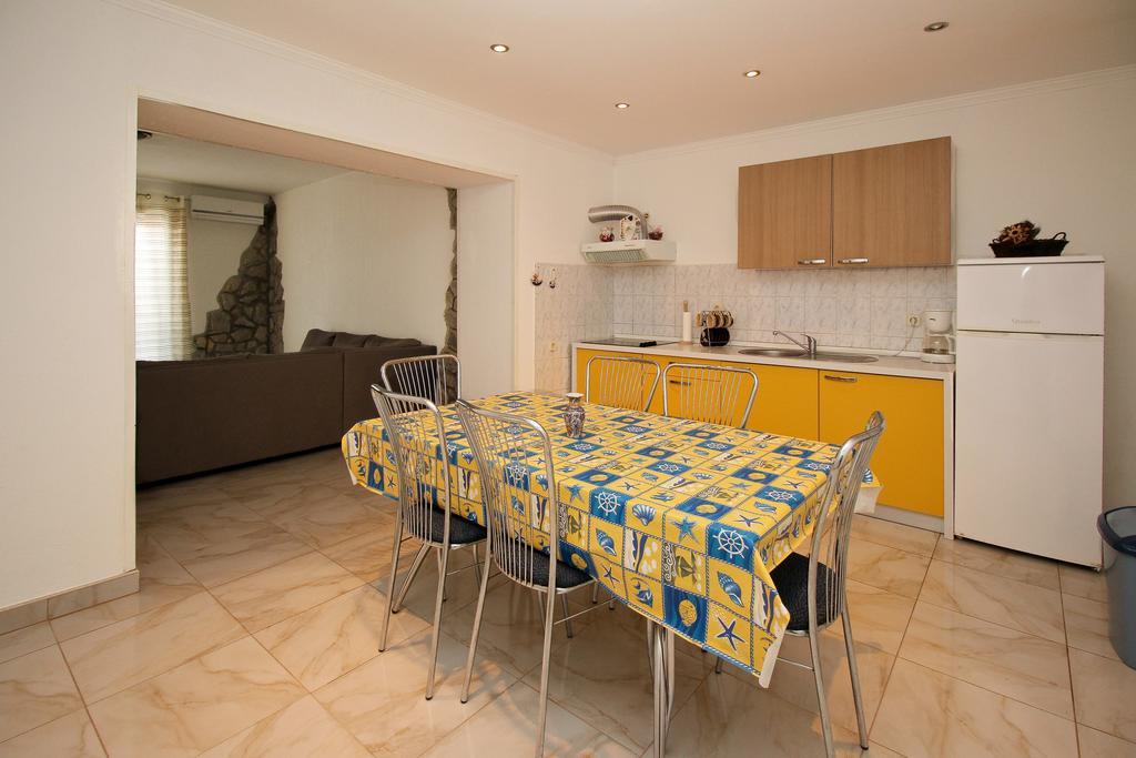 Apartment Drazen Сило Номер фото